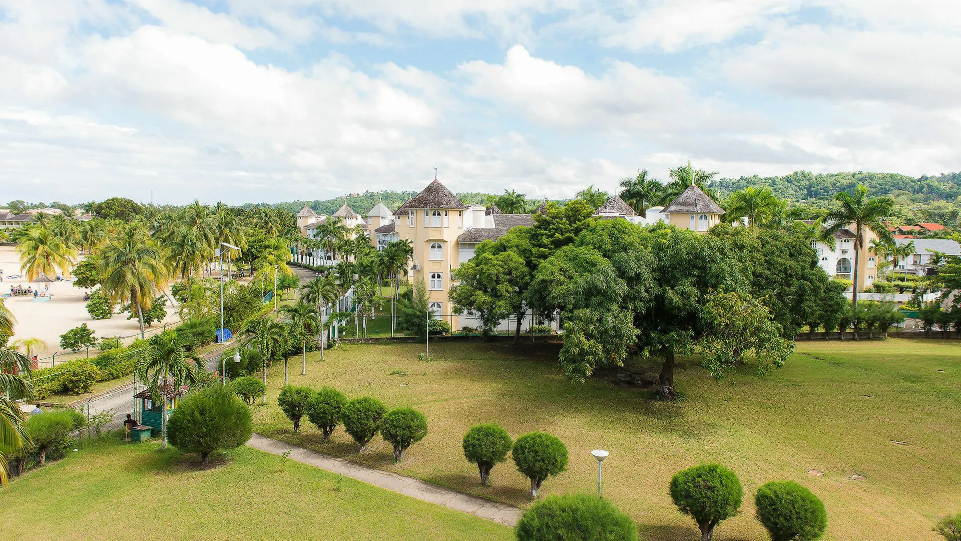 Lovely 2 Bedrooms Apartment Aparthotel