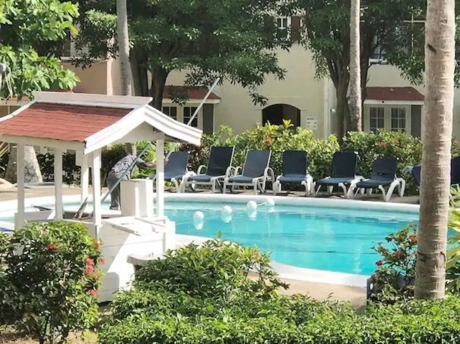 Lovely 2 Bedrooms Apartment Jamaica