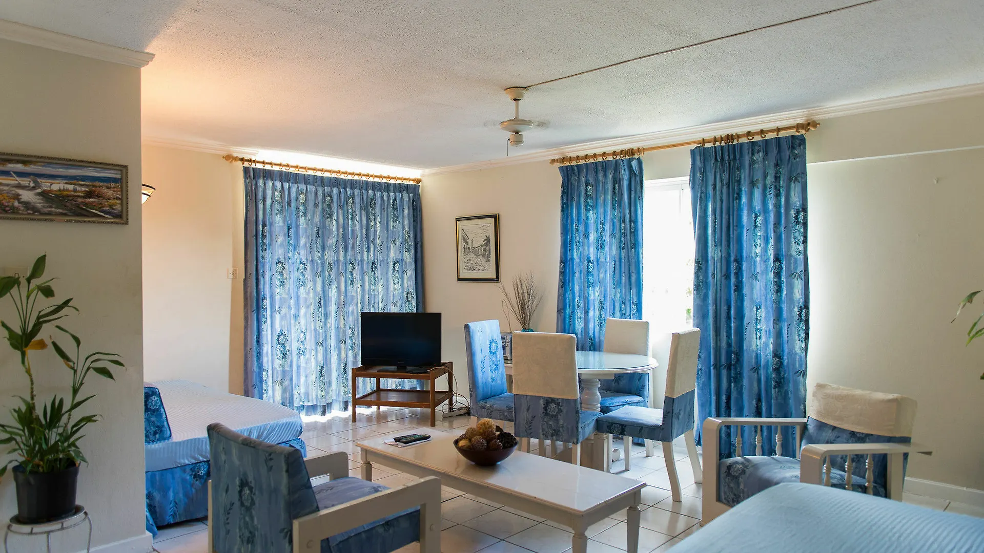 Lovely 2 Bedrooms Apartment 오쵸 리오스